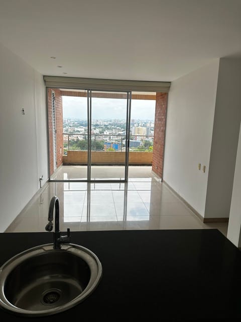 Apartamento de 2 alcobas en venta en Santa Isabel, Cali, 78 m² · foto 8 de 13