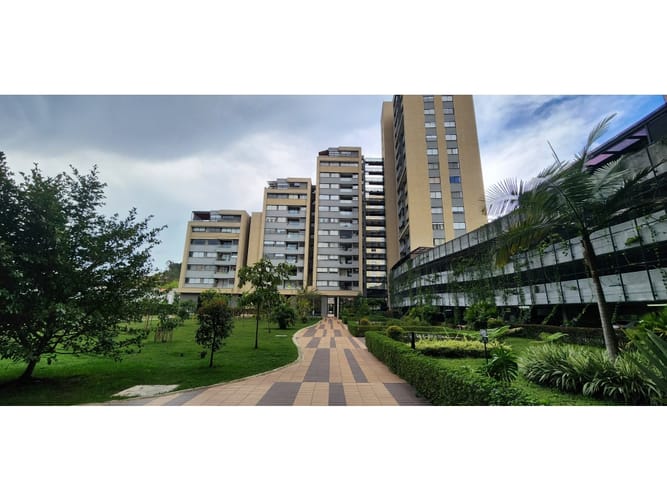 Apartamento de 2 alcobas en venta en El Porvenir, Rionegro, 67 m² · foto 2 de 24
