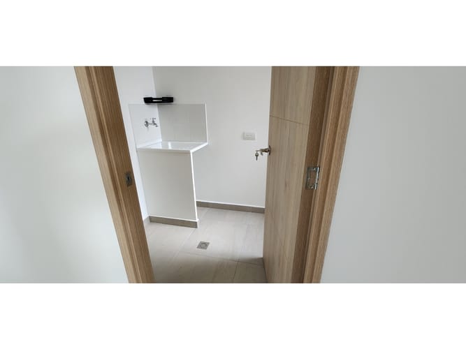 Apartamento de 2 alcobas en venta en El Porvenir, Rionegro, 67 m² · foto 9 de 24
