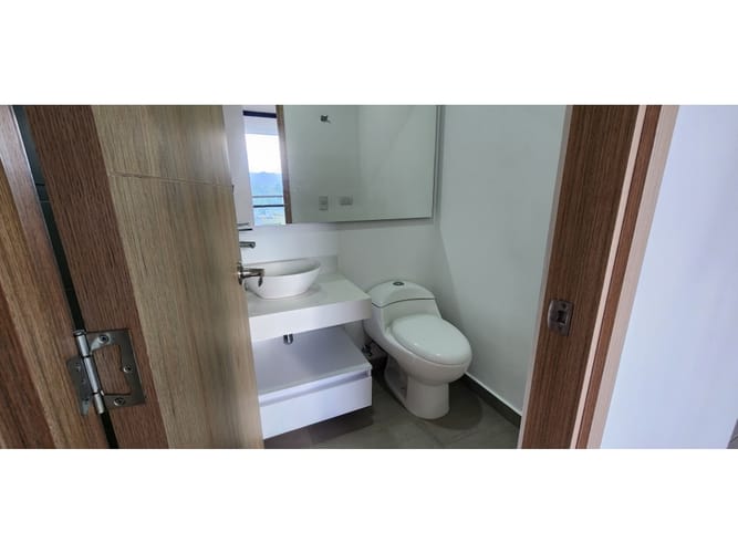 Apartamento de 2 alcobas en venta en El Porvenir, Rionegro, 67 m² · foto 11 de 24