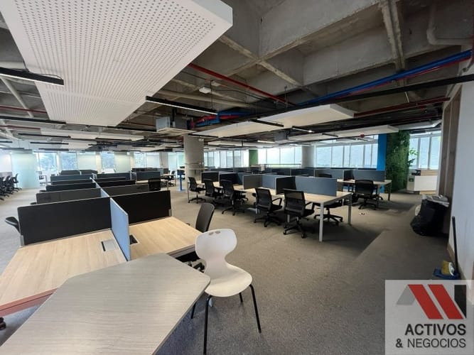 Oficina en arriendo en Castropol, Medellín, 364 m² · foto 7 de 22