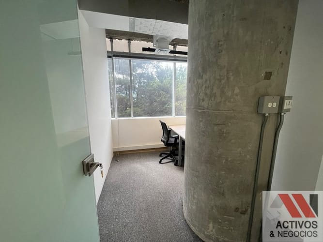 Oficina en arriendo en Castropol, Medellín, 364 m² · foto 11 de 22