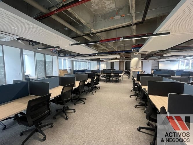 Oficina en arriendo en Castropol, Medellín, 364 m² · foto 14 de 22