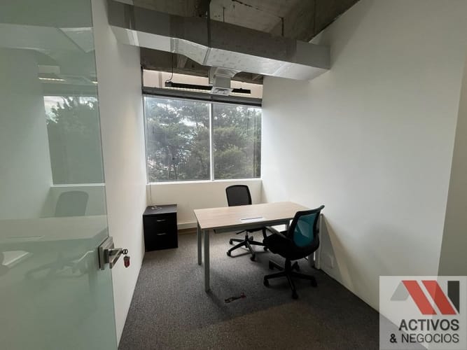 Oficina en arriendo en Castropol, Medellín, 364 m² · foto 16 de 22