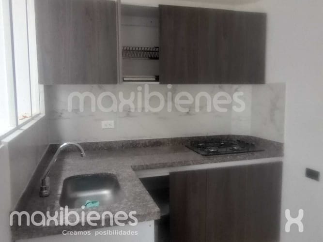 Apartamento de 4 alcobas en arriendo en Pilsen, Itagüí, 110 m² · foto 5 de 12