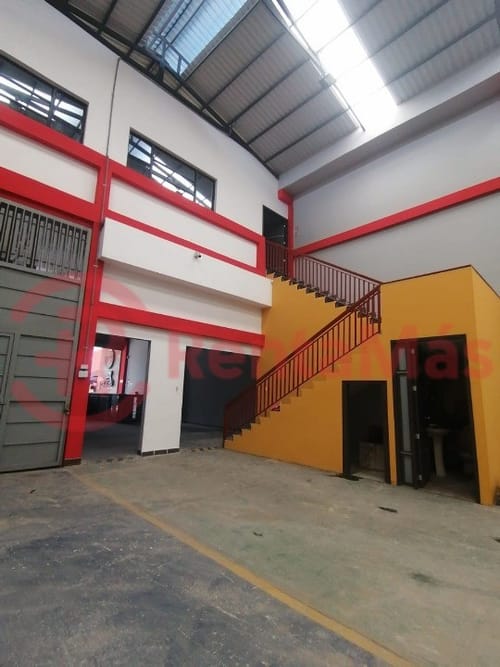 Local en venta en 11 De Noviembre, Los Patios, 498 m² · foto 7 de 19