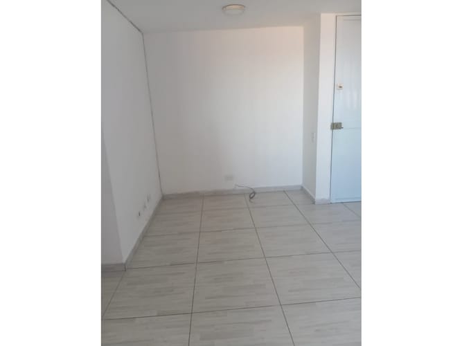 Apartamento de 3 alcobas en arriendo en Robledo, Medellín, 45 m² · foto 5 de 14
