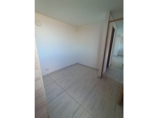 Apartamento de 3 alcobas en arriendo en Robledo, Medellín, 45 m² · foto 10 de 14