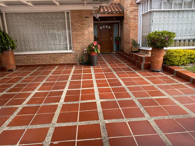 Apartamento de 2 alcobas en arriendo en Alhambra, Bogotá, 90 m² · foto 2 de 16