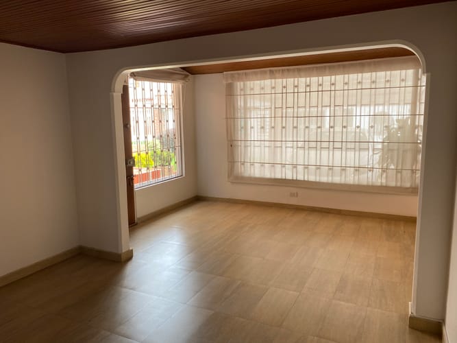 Apartamento de 2 alcobas en arriendo en Alhambra, Bogotá, 90 m² · foto 3 de 16