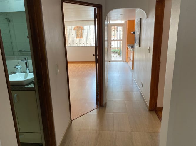 Apartamento de 2 alcobas en arriendo en Alhambra, Bogotá, 90 m² · foto 5 de 16