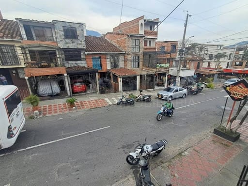 Casa de 3 alcobas en venta en La Florida, Bello, 115 m² · foto 18 de 24