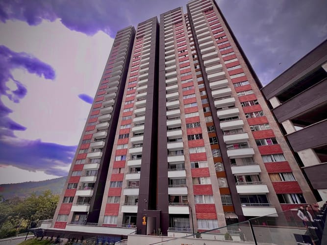 Apartamento de 3 alcobas en venta en Urbanizacion Villas De Comfenalco, Bello, 56 m² · foto 19 de 24