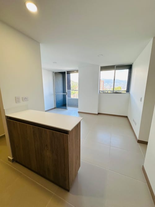 Apartamento de 3 alcobas en venta en Camino Verde, Envigado, 64 m² · foto 3 de 12