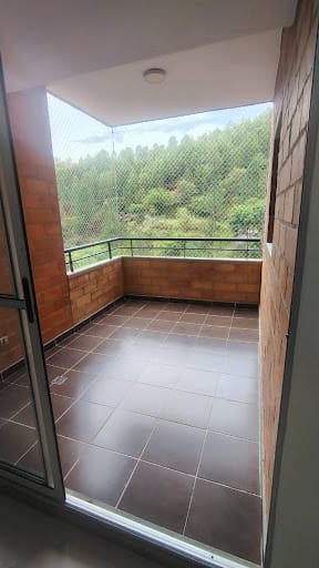 Apartamento de 3 alcobas en arriendo en Quitasol, Bello, 90 m² · foto 5 de 13