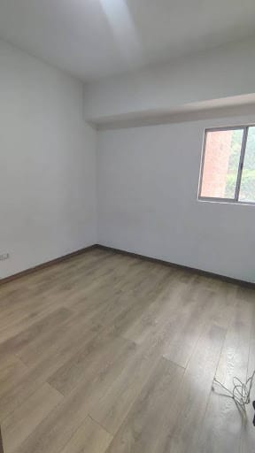 Apartamento de 3 alcobas en arriendo en Quitasol, Bello, 90 m² · foto 11 de 13