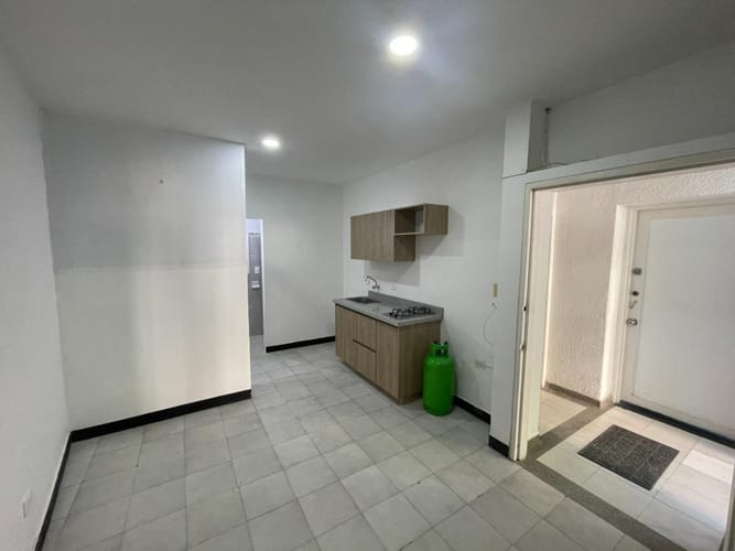 Apartaestudio en arriendo en San Vicente, Cali, 25 m² · foto 3 de 15
