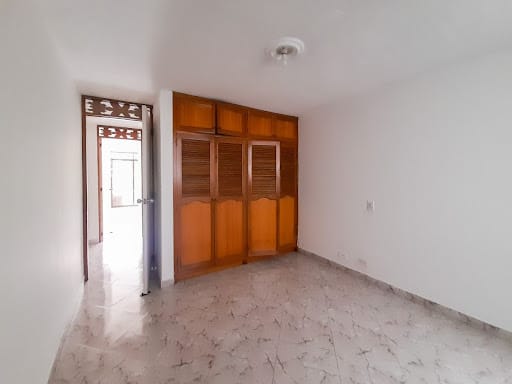 Apartamento de 3 alcobas en arriendo en El Dorado, Envigado, 90 m² · foto 6 de 16