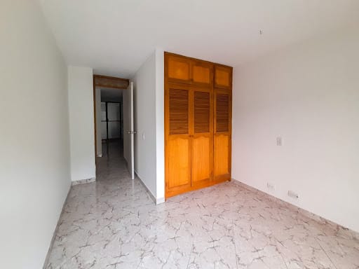 Apartamento de 3 alcobas en arriendo en El Dorado, Envigado, 90 m² · foto 7 de 16