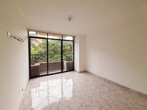 Apartamento de 3 alcobas en arriendo en El Dorado, Envigado, 90 m² · foto 9 de 16