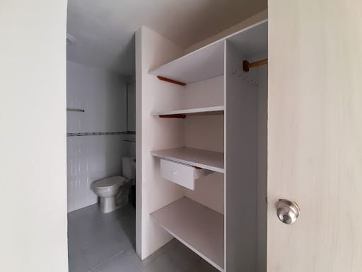 Apartamento de 3 alcobas en arriendo en El Dorado, Envigado, 90 m² · foto 10 de 16