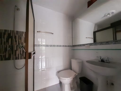Apartamento de 3 alcobas en arriendo en El Dorado, Envigado, 90 m² · foto 12 de 16