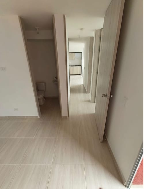 Apartamento de 3 alcobas en venta en Frailes, Dosquebradas, 57 m² · foto 4 de 8