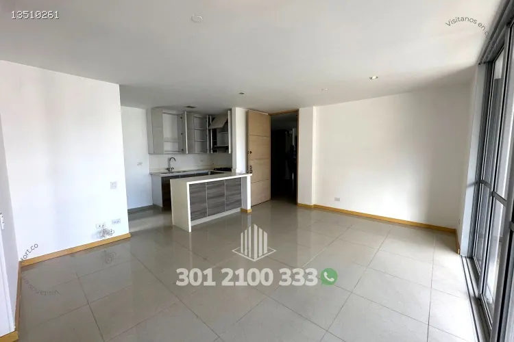 Apartamento de 2 alcobas en arriendo en Castropol, Medellín, 90 m² · foto 3 de 24