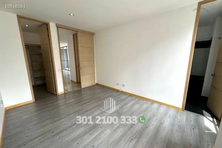 Apartamento de 2 alcobas en arriendo en Castropol, Medellín, 90 m² · foto 12 de 24