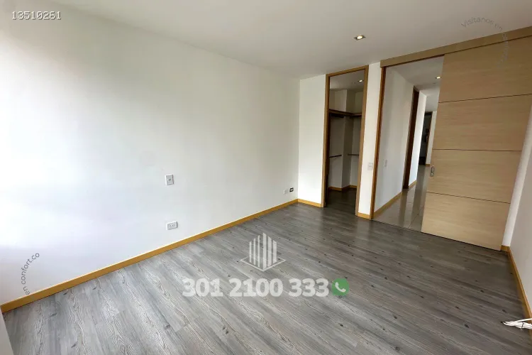 Apartamento de 2 alcobas en arriendo en Castropol, Medellín, 90 m² · foto 13 de 24