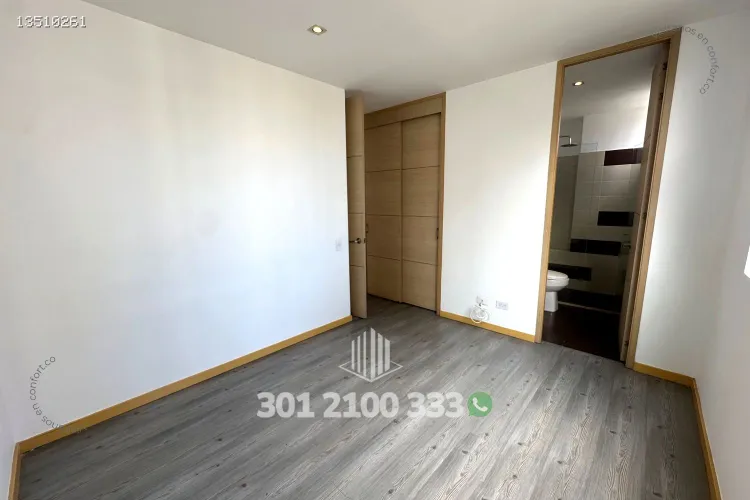 Apartamento de 2 alcobas en arriendo en Castropol, Medellín, 90 m² · foto 18 de 24