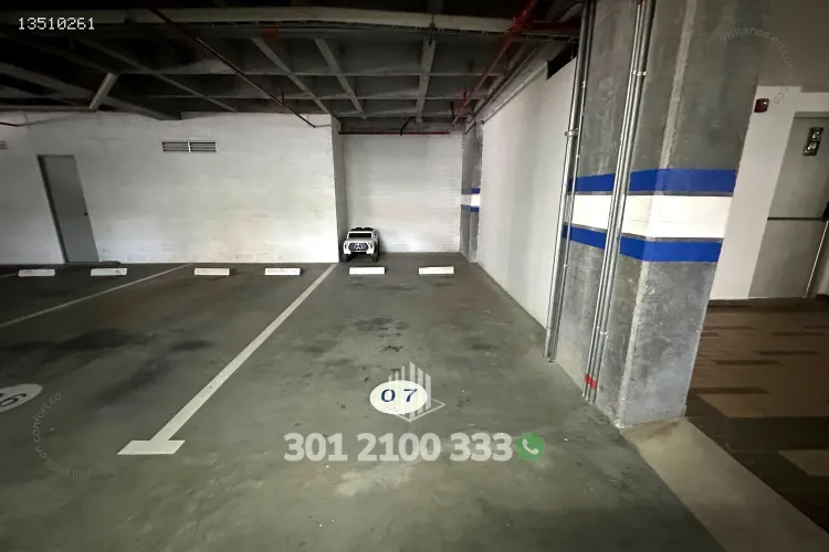 Apartamento de 2 alcobas en arriendo en Castropol, Medellín, 90 m² · foto 21 de 24