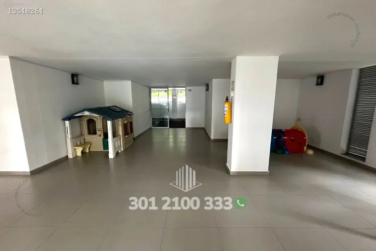 Apartamento de 2 alcobas en arriendo en Castropol, Medellín, 90 m² · foto 23 de 24