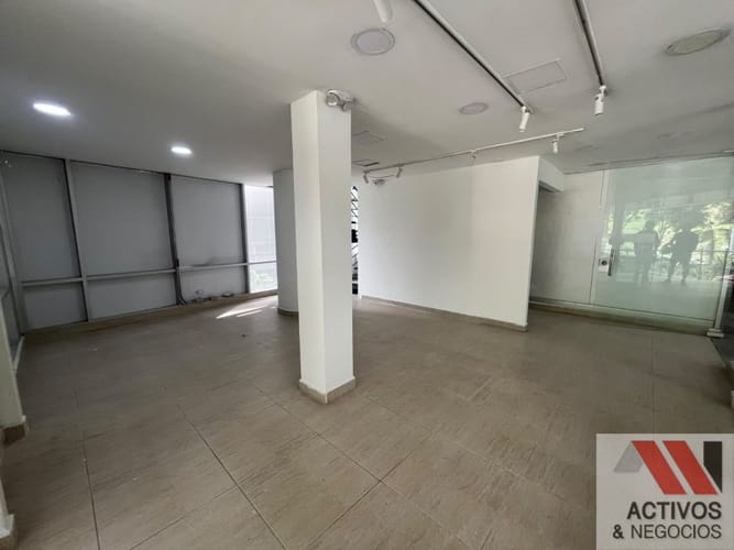 Local en arriendo en Castropol, Medellín, 40 m² · foto 4 de 8