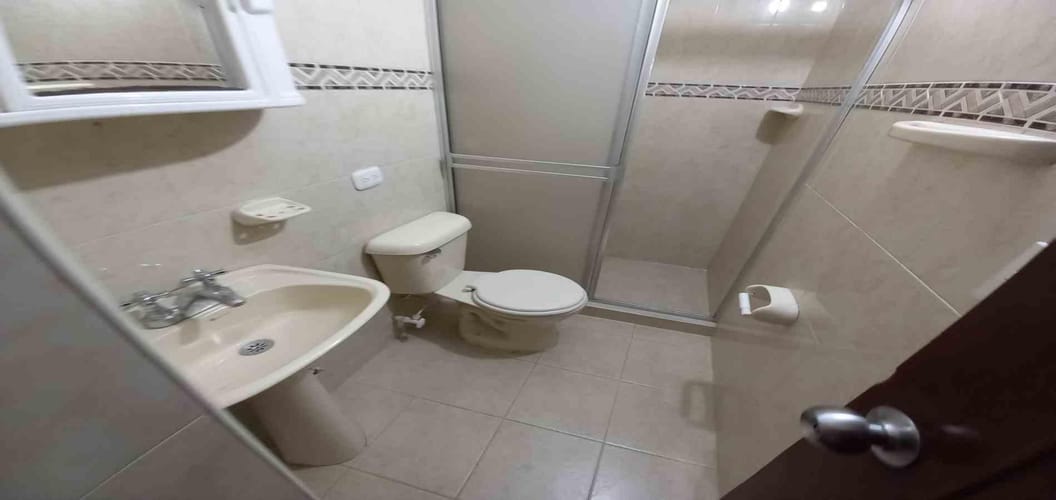 Apartamento de 3 alcobas en arriendo en Belen, Manizales, 86 m² · foto 16 de 24