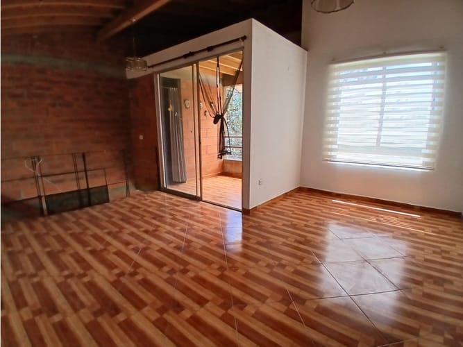 Casa de 3 alcobas en arriendo en El Carmen De Viboral, El Carmen de Viboral, 75 m² · foto 2 de 19