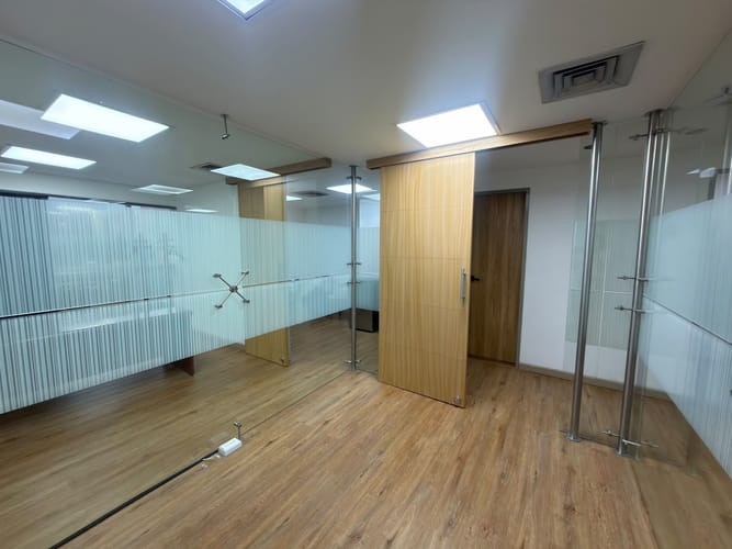 Oficina en arriendo en Santa María De Los Ángeles, Medellín, 65 m² · foto 3 de 14