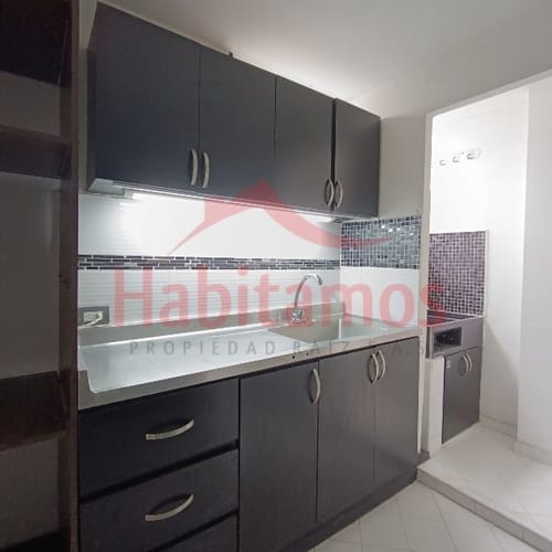Apartaestudio en arriendo en Santa Teresita, Medellín, 33 m² · foto 6 de 9