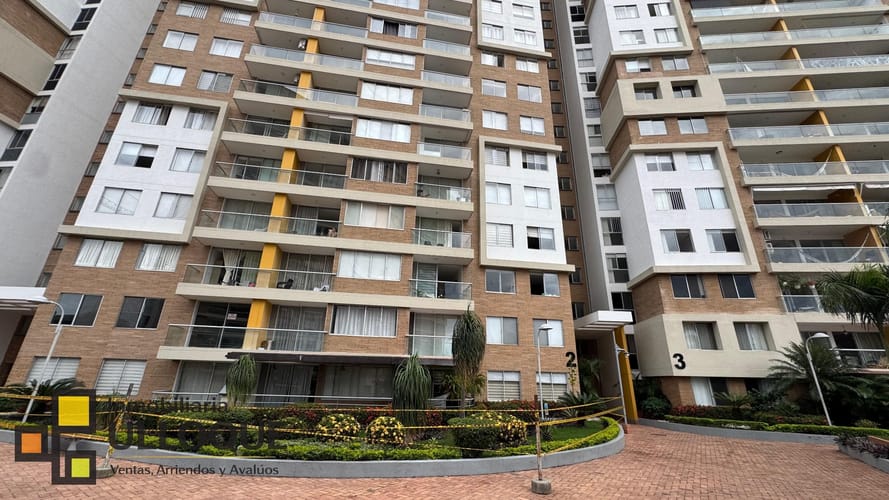Apartamento de 2 alcobas en venta en Cañaveral, Floridablanca, 72 m² · foto 3 de 24