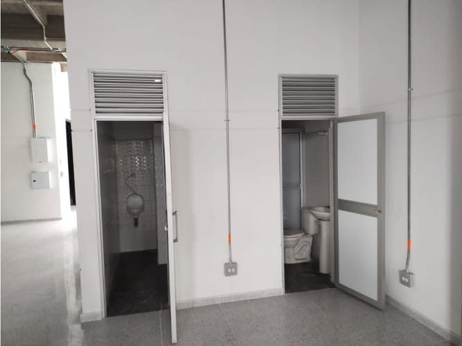 Bodega en arriendo en Belén, Medellín, 190 m² · foto 4 de 6