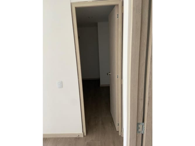 Apartamento de 2 alcobas en venta en Las Lomitas, Sabaneta, 63 m² · foto 7 de 9