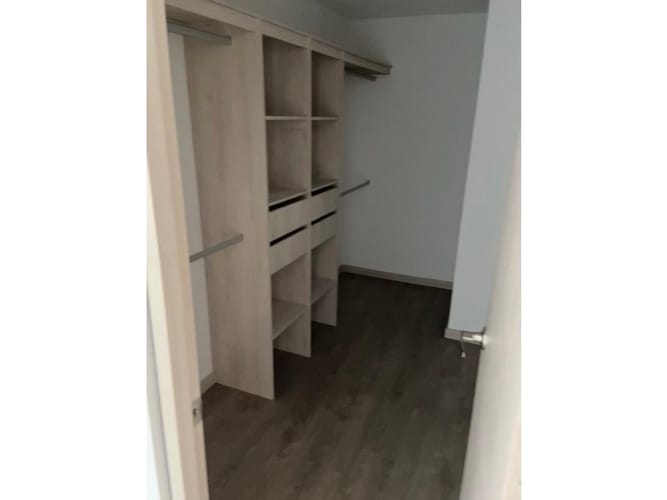 Apartamento de 2 alcobas en venta en Las Lomitas, Sabaneta, 63 m² · foto 8 de 9