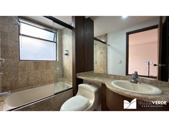Apartamento de 4 alcobas en venta en Astorga, Medellín, 220 m² · foto 13 de 20