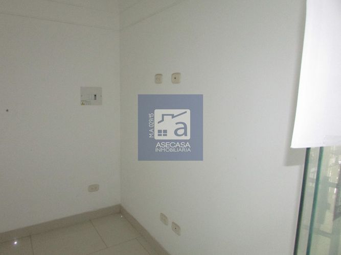 Local en arriendo en Sotomayor, Bucaramanga, 20 m² · foto 2 de 7