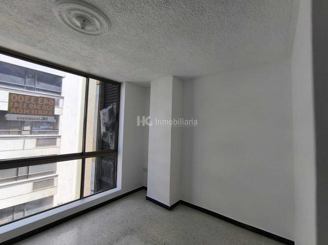 Oficina en arriendo en Garcia Rovira, Bucaramanga, 25 m² · foto 7 de 13