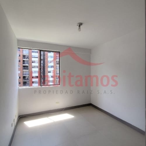 Apartamento de 2 alcobas en arriendo en La Castellana, Medellín, 78 m² · foto 11 de 23