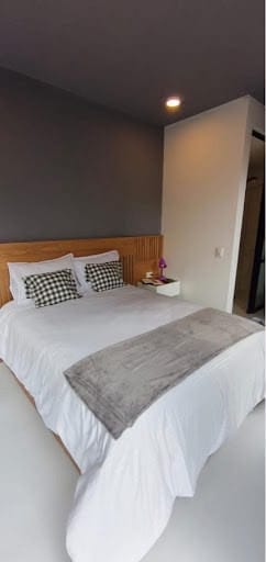 Apartamento de 1 alcoba en venta en Chico Norte, Bogotá, 17 m² · foto 2 de 17