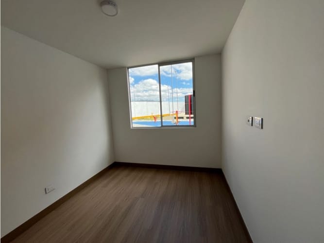 Apartamento de 3 alcobas en arriendo en Calahorra, Cajicá, 84 m² · foto 12 de 24