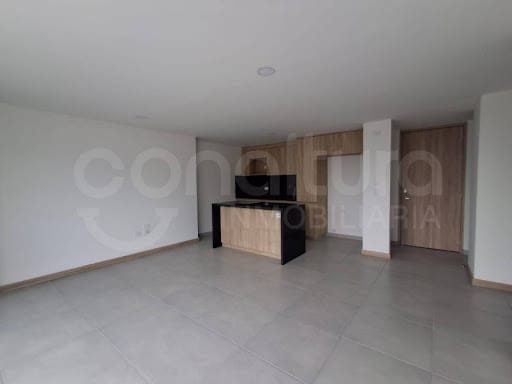 Apartamento de 3 alcobas en arriendo en Suramérica, Itagüí, 88 m² · foto 2 de 24