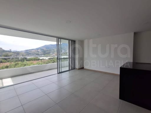 Apartamento de 3 alcobas en arriendo en Suramérica, Itagüí, 88 m² · foto 5 de 24